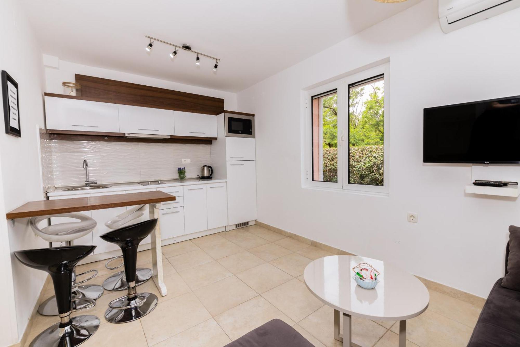Paunovic Apartments تيفات المظهر الخارجي الصورة