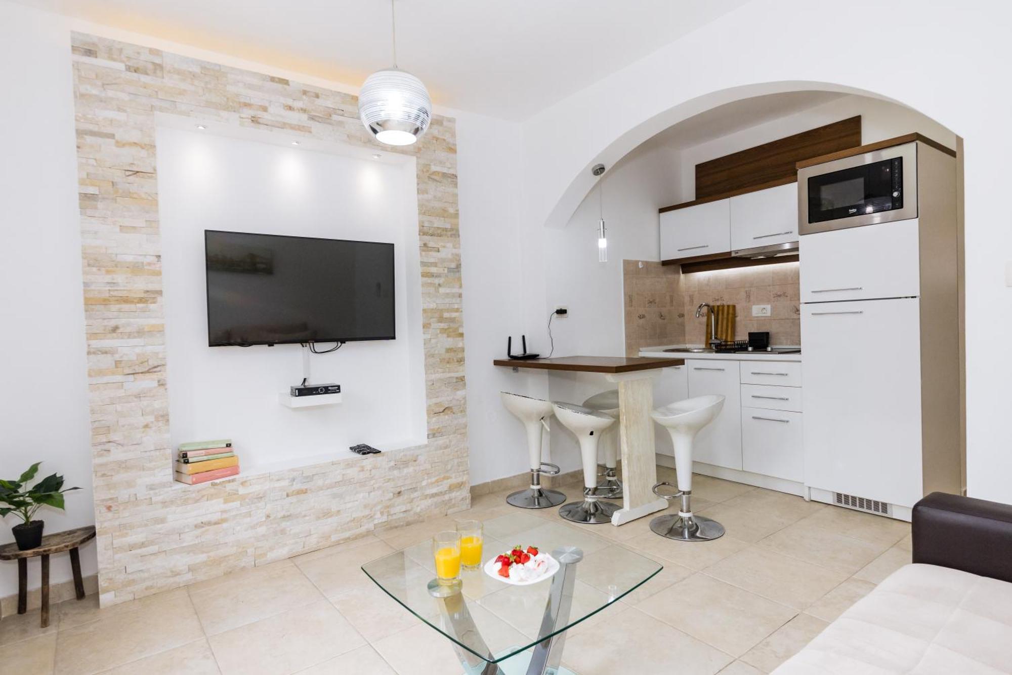 Paunovic Apartments تيفات المظهر الخارجي الصورة
