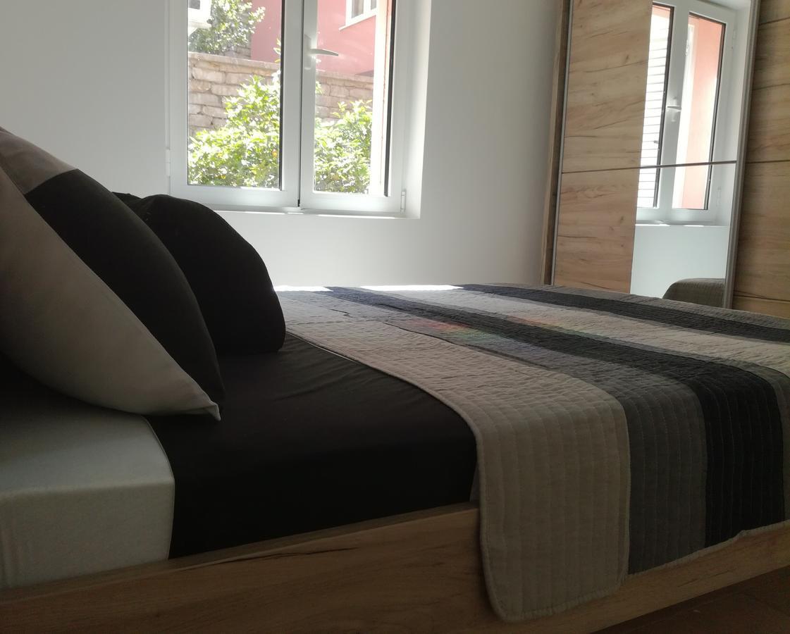 Paunovic Apartments تيفات المظهر الخارجي الصورة
